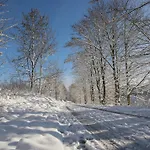 Welcome In - 59-w In Mit Balkon Und Schwimmbad Appartement *