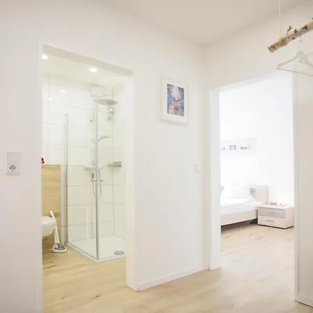 Welcome In - 59-w In Mit Balkon Und Schwimmbad * ヴィンターベルク