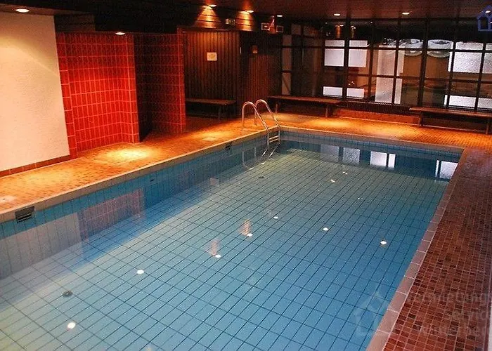 Welcome In - In Met Balkon En Zwembad Lejlighed *